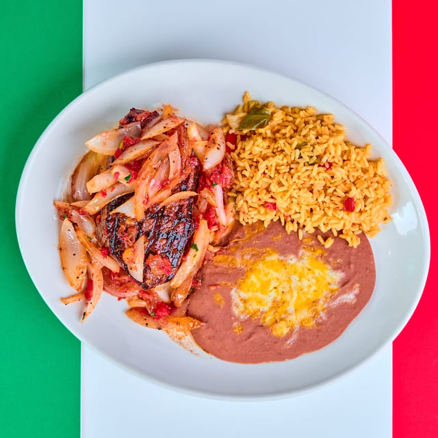 Steak a La Mexicana.