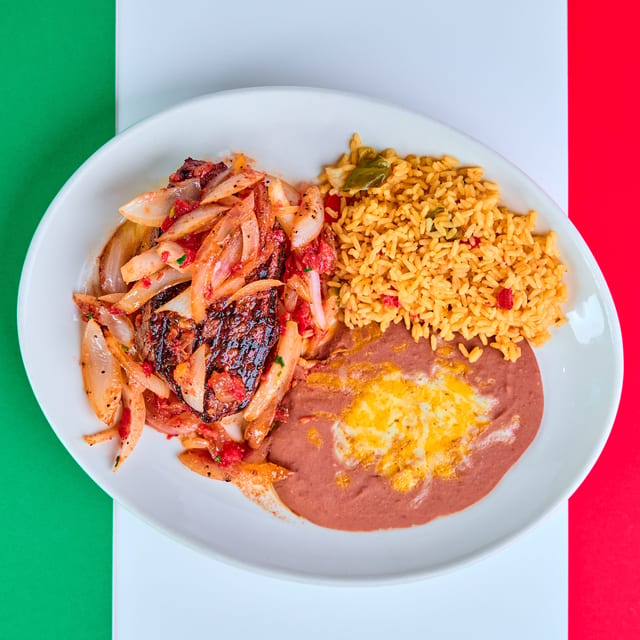 Steak a La Mexicana.