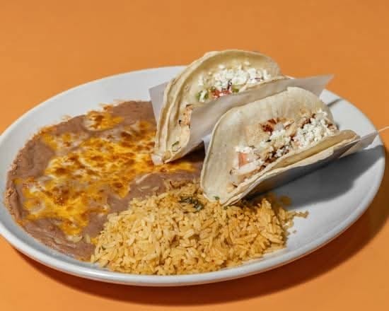 Grilled chicken taco 1.